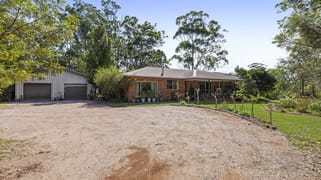 15 Brennan Road Hampton QLD 4352