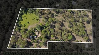 15 Brennan Road Hampton QLD 4352
