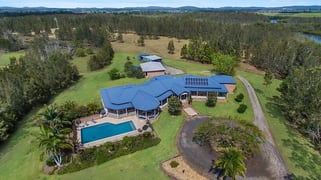 60 Micalo Rd Micalo Island NSW 2464