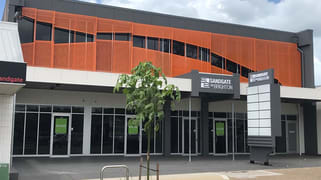 27 Brighton Road Sandgate QLD 4017 27 Brighton Road Sandgate QLD 4017