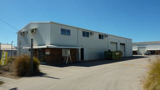 Units 1 and 2/3 Kingdon Street Gladstone Central QLD 4680 Units 1 and 2/3 Kingdon Street Gladstone Central QLD 4680