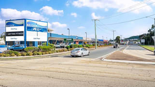 Units 4 & 5 , 10-16 Medcalf Street Warners Bay NSW 2282 Units 4 & 5 , 10-16 Medcalf Street Warners Bay NSW 2282
