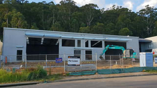 1 & 2/14 Enterprise Close West Gosford NSW 2250 1 & 2/14 Enterprise Close West Gosford NSW 2250