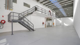 Unit 2/77-79 Bassett Street Mona Vale NSW 2103 Unit 2/77-79 Bassett Street Mona Vale NSW 2103