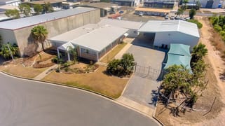9 Hilliard Street Gladstone Central QLD 4680 9 Hilliard Street Gladstone Central QLD 4680