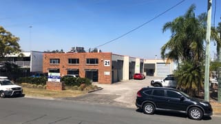 1. 2/21 Hilldon Crt Gold Coast QLD 4211 1. 2/21 Hilldon Crt Gold Coast QLD 4211