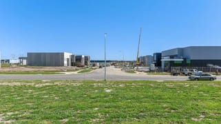 7-11 Silvretta Court Clyde North VIC 3978 7-11 Silvretta Court Clyde North VIC 3978