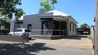 108 Herries Street East Toowoomba QLD 4350 108 Herries Street East Toowoomba QLD 4350