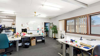 2/451 Lyons Road West Five Dock NSW 2046 2/451 Lyons Road West Five Dock NSW 2046