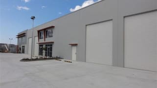 8/152 Bluestone Circuit Seventeen Mile Rocks QLD 4073 8/152 Bluestone Circuit Seventeen Mile Rocks QLD 4073