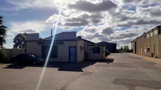 549C Waterloo Corner Road Burton SA 5110 549C Waterloo Corner Road Burton SA 5110