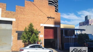 17 Trafalgar Street Woolloongabba QLD 4102 17 Trafalgar Street Woolloongabba QLD 4102