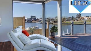 655 Esplanade Lakes Entrance VIC 3909 655 Esplanade Lakes Entrance VIC 3909