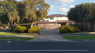 81 Blackburn Road Mount Waverley VIC 3149 81 Blackburn Road Mount Waverley VIC 3149