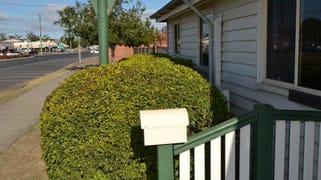 23 Gladstone Road Biloela QLD 4715 23 Gladstone Road Biloela QLD 4715