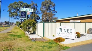 61 Broadway Junee NSW 2663 61 Broadway Junee NSW 2663