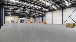 24 Wendlebury Road Chipping Norton NSW 2170 24 Wendlebury Road Chipping Norton NSW 2170