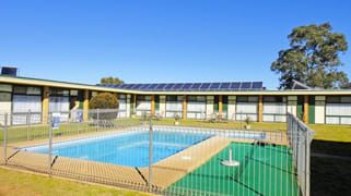 61 Broadway Junee NSW 2663 61 Broadway Junee NSW 2663