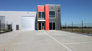 2/12 Palomo Drive Cranbourne West VIC 3977 2/12 Palomo Drive Cranbourne West VIC 3977