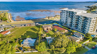 88 & 90 Hornibrook Esplanade Clontarf QLD 4019 88 & 90 Hornibrook Esplanade Clontarf QLD 4019
