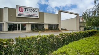 Unit 1/75 Excellence Dr Wangara WA 6065 Unit 1/75 Excellence Dr Wangara WA 6065