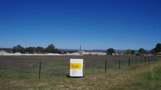 19 Nangar Street Cowra NSW 2794 19 Nangar Street Cowra NSW 2794