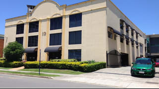 8 Windmill Street Southport QLD 4215 8 Windmill Street Southport QLD 4215