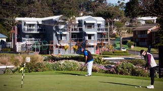 17 Golf Avenue Mollymook NSW 2539 17 Golf Avenue Mollymook NSW 2539