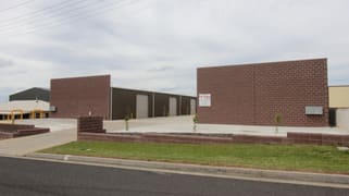 65 Corporation Ave, Bathurst NSW 2795 65 Corporation Ave, Bathurst NSW 2795