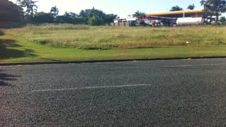 8 Highway Plaza Mount Pleasant QLD 4740 8 Highway Plaza Mount Pleasant QLD 4740