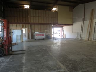Factory, Warehouse & Industrial commercial property leased at 3/6 Depot Road Peakhurst NSW 2210 Factory, Warehouse & Industrial commercial property leased at 3/6 Depot Road Peakhurst NSW 2210