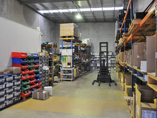 Factory, Warehouse & Industrial commercial property leased at 7/4 - 6 Commercial court Tullamarine VIC 3043