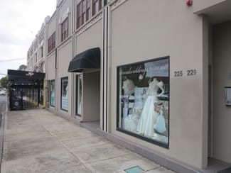 Showrooms / Bulky Goods commercial property leased at 225-229 Koornang Road Carnegie VIC 3163