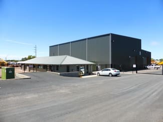 Factory, Warehouse & Industrial commercial property leased at 1 & 2/2 Jannali Road Dubbo NSW 2830