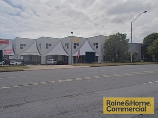 Showrooms / Bulky Goods commercial property leased at 1/11 Lensworth Street Coopers Plains QLD 4108