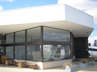 Factory, Warehouse & Industrial commercial property leased at 1/52 Wollongong Street Fyshwick ACT 2609