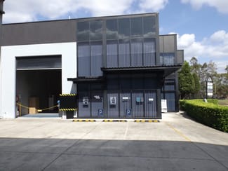 Showrooms / Bulky Goods commercial property leased at 1/80 Regentville Road Penrith NSW 2750