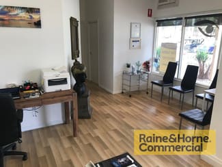 Hotel, Motel, Pub & Leisure commercial property leased at 4/160-162 Broadwater Terrace Redland Bay QLD 4165 Hotel, Motel, Pub & Leisure commercial property leased at 4/160-162 Broadwater Terrace Redland Bay QLD 4165