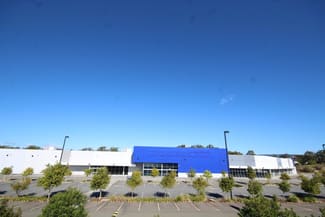 Showrooms / Bulky Goods commercial property leased at 33 Hinkler Drive Nerang QLD 4211