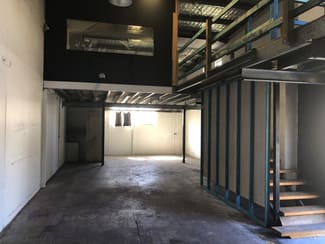 Factory, Warehouse & Industrial commercial property leased at 1/23 Hutchinson Street Burleigh Heads QLD 4220 Factory, Warehouse & Industrial commercial property leased at 1/23 Hutchinson Street Burleigh Heads QLD 4220