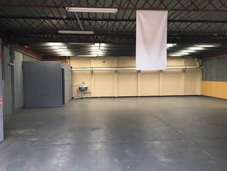 Showrooms / Bulky Goods commercial property leased at Unit 2/41-43 Blaxland Road Campbelltown NSW 2560