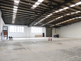 Factory, Warehouse & Industrial commercial property leased at 8/5 Elma Road Cheltenham VIC 3192