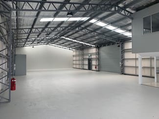 Showrooms / Bulky Goods commercial property leased at Unit 1/11 Moss Street Slacks Creek QLD 4127 Showrooms / Bulky Goods commercial property leased at Unit 1/11 Moss Street Slacks Creek QLD 4127