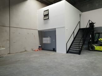 Factory, Warehouse & Industrial commercial property leased at 28/44 Mahoneys Road Thomastown VIC 3074