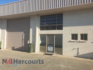Factory, Warehouse & Industrial commercial property leased at 2/12 Ereton Drive Arundel QLD 4214