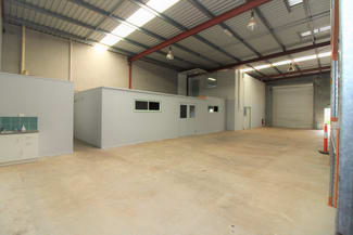 Showrooms / Bulky Goods commercial property leased at 17/489-491 South Street Harristown QLD 4350 Showrooms / Bulky Goods commercial property leased at 17/489-491 South Street Harristown QLD 4350