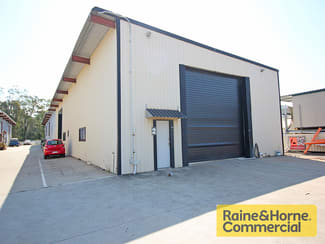 Factory, Warehouse & Industrial commercial property leased at 2/25-27 Robson Street Clontarf QLD 4019
