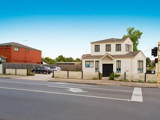 Medical / Consulting commercial property leased at Whole Building/261 Waterdale Road Ivanhoe VIC 3079