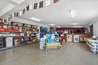 Showrooms / Bulky Goods commercial property leased at 19 Napier Avenue Alfredton VIC 3350 Showrooms / Bulky Goods commercial property leased at 19 Napier Avenue Alfredton VIC 3350