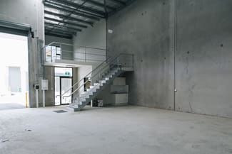 Factory, Warehouse & Industrial commercial property sold at 30/10-12 Sylvester Avenue Unanderra NSW 2526